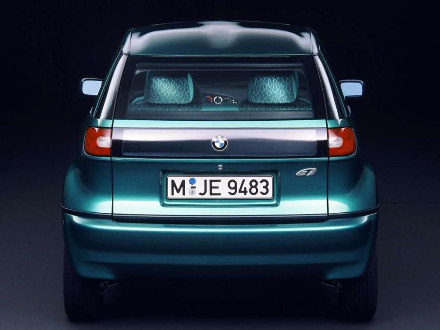  BMW Z15 Concept 1993 года  (фото 7 из 13)